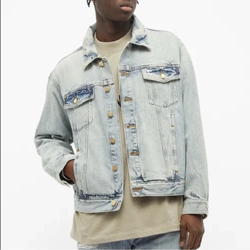 Fear Of God Essentials Denim Trucker Jean Jacket Indigo Blue Large Streetwear